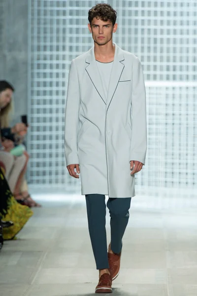 Look 1
